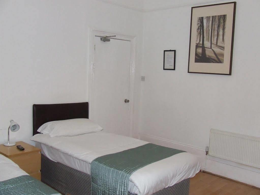 Cedars House Hotel Croydon Eksteriør billede
