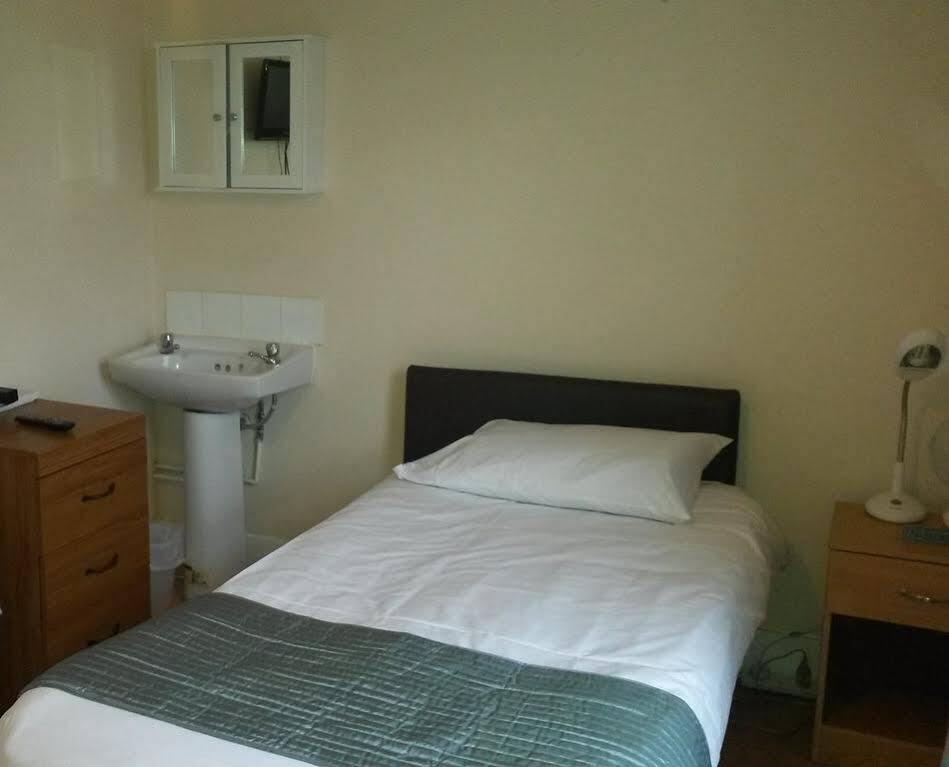 Cedars House Hotel Croydon Eksteriør billede